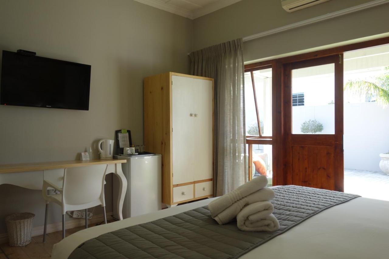 Two Fat Owls Guesthouse George Ngoại thất bức ảnh