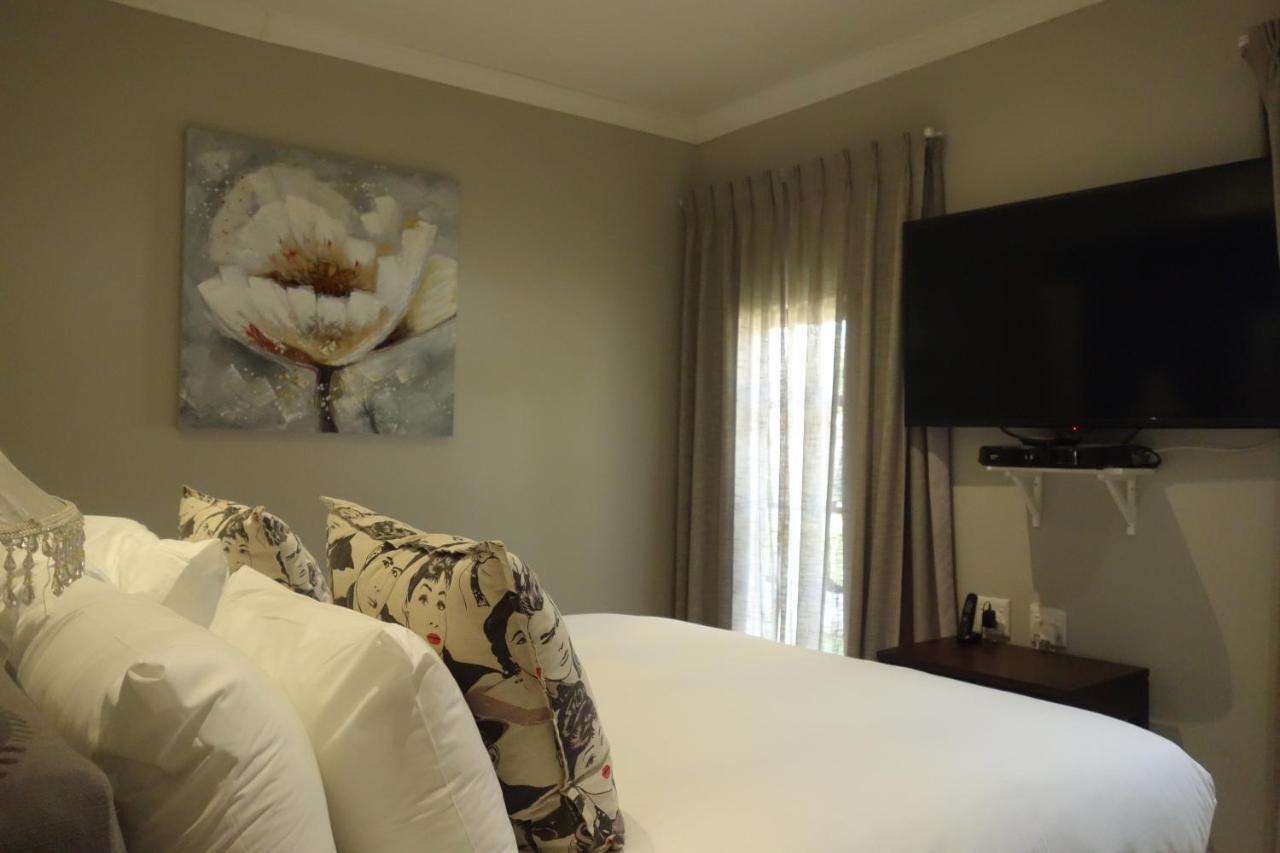 Two Fat Owls Guesthouse George Ngoại thất bức ảnh