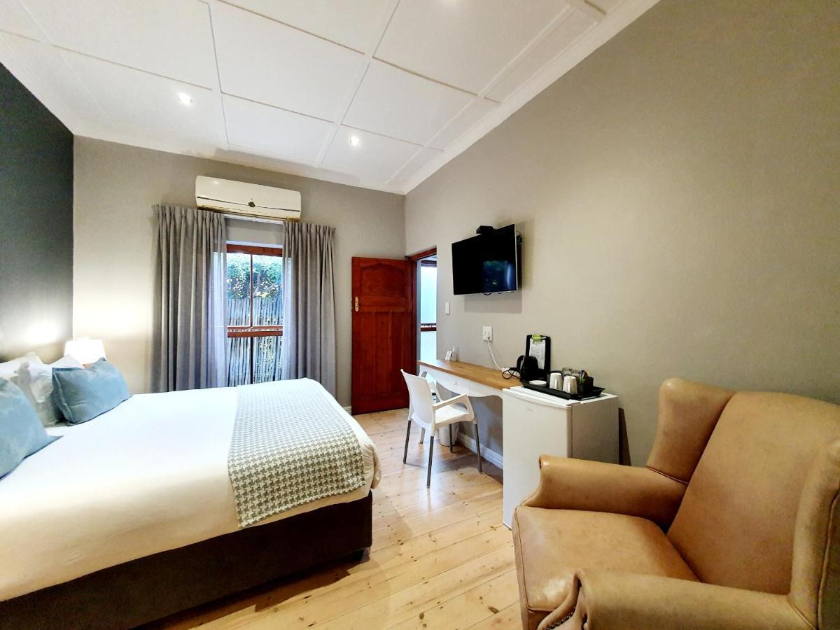 Two Fat Owls Guesthouse George Ngoại thất bức ảnh