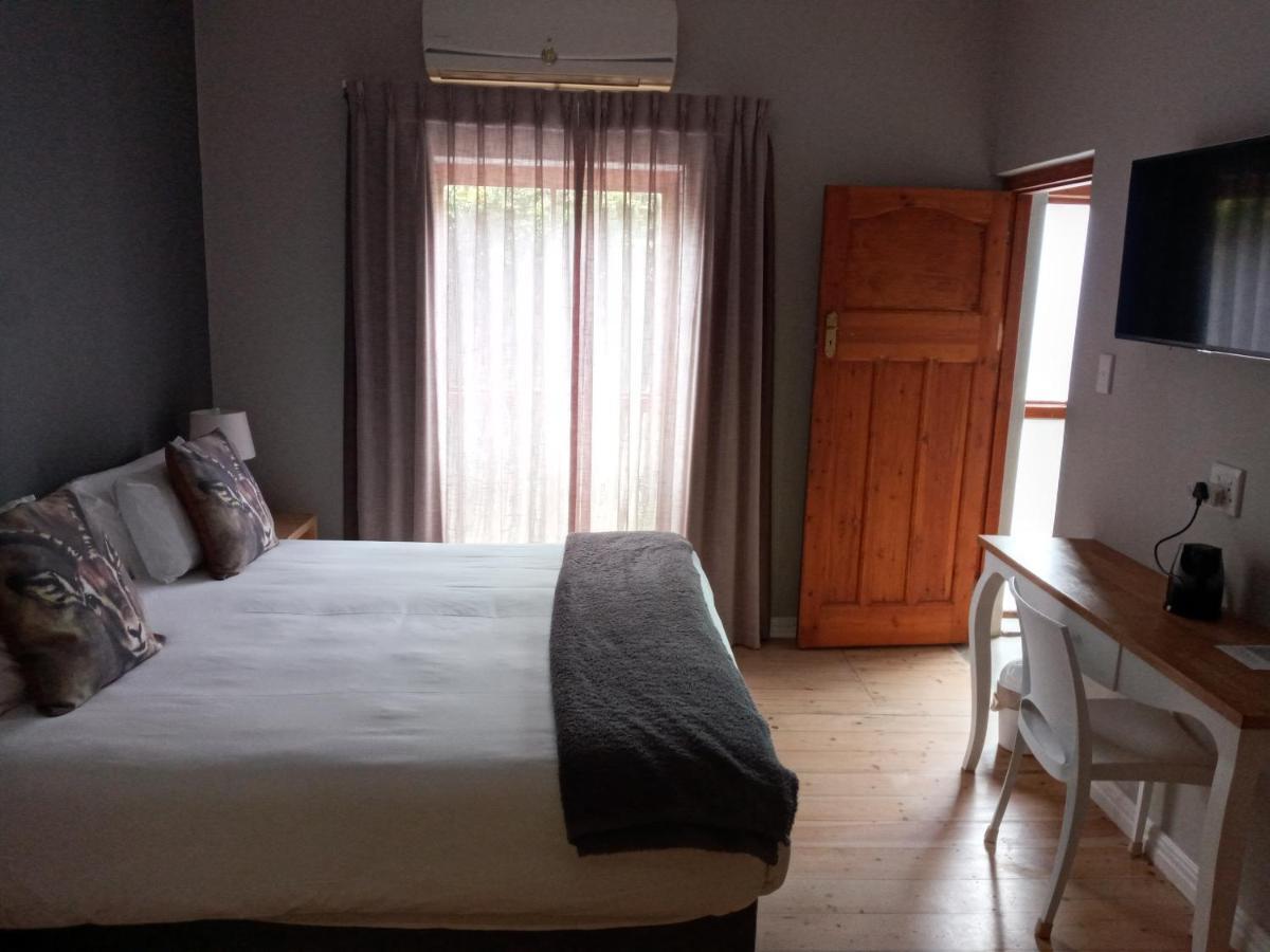 Two Fat Owls Guesthouse George Ngoại thất bức ảnh
